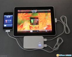 全新現(xiàn)貨多功能充電器 5000mAh大容量，雙USB輸出，純白設(shè)計(jì)，支持多設(shè)備同時(shí)快充，包郵速達(dá)